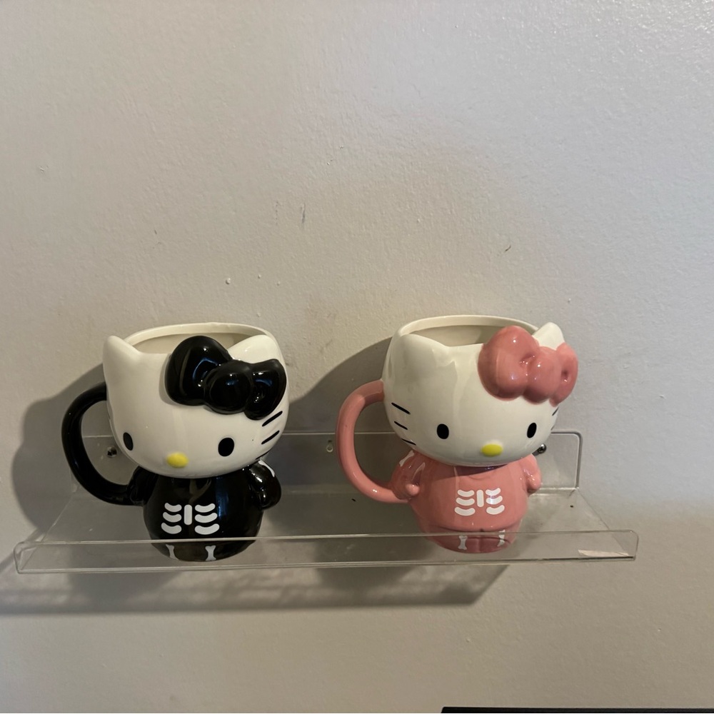 Brand new hello kitty skeleton mug set